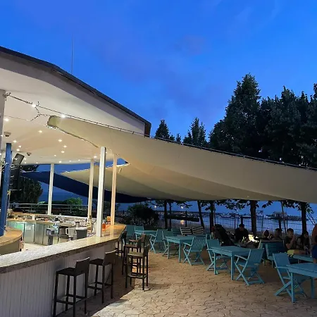 Ema Elegant Marina Near Pomorie And Nesebar Apartmán Acheloj